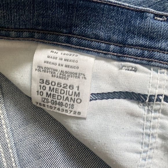 Lee Classic Fit Straight Leg Woman’s Jeans - Picture 8 of 16